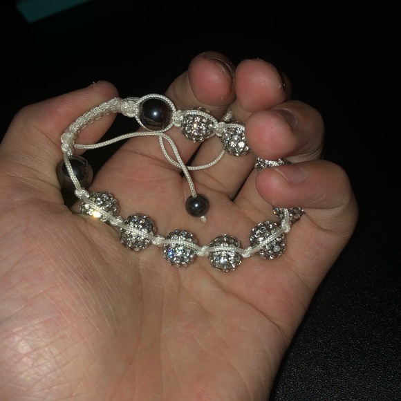 Adjustable Silver Sparkling Bracelet - Picture 5 of 7